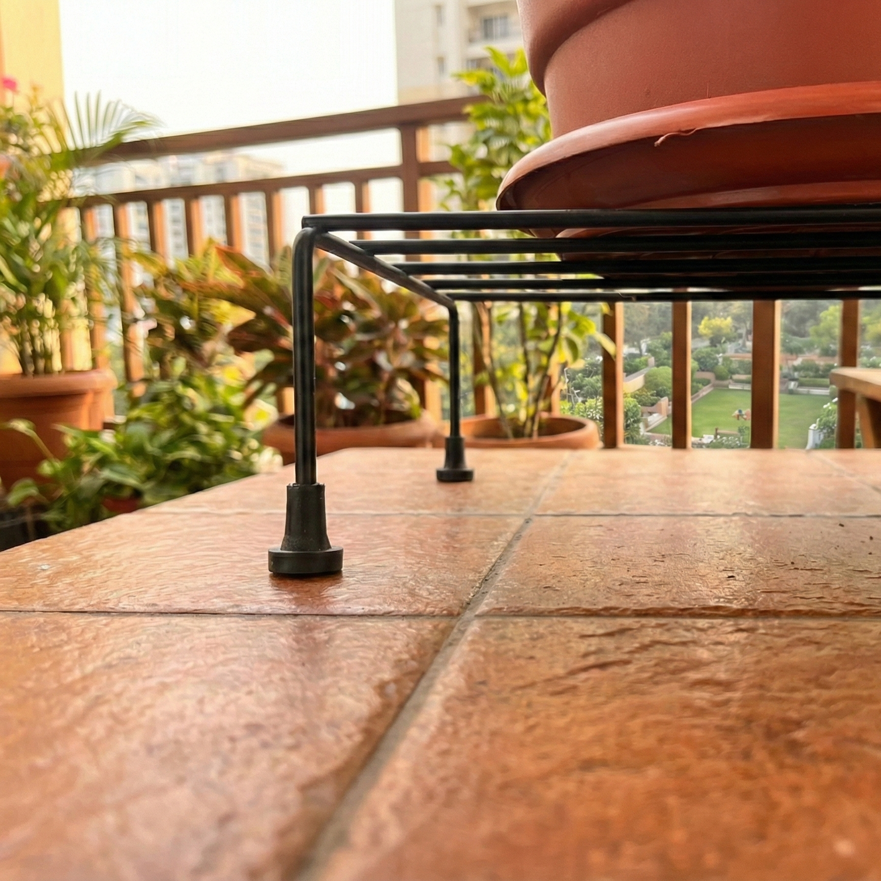 TITAN Rectangular Plant Stand Metal