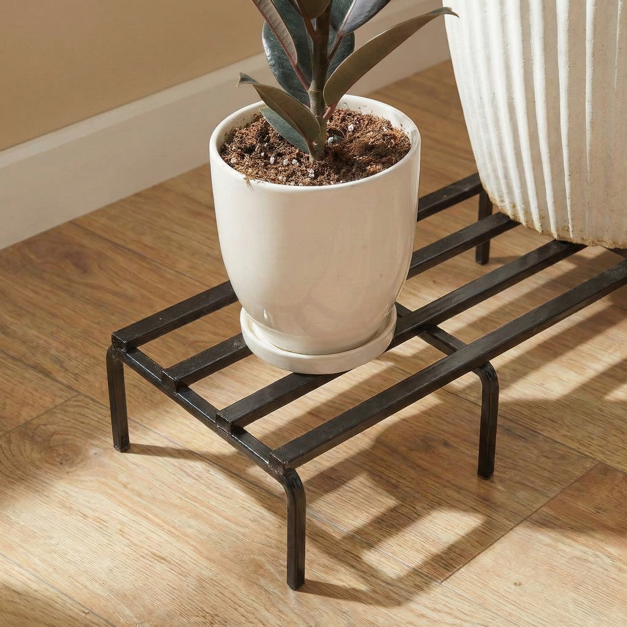 ARMADA Rectangular Plant Stand Metal
