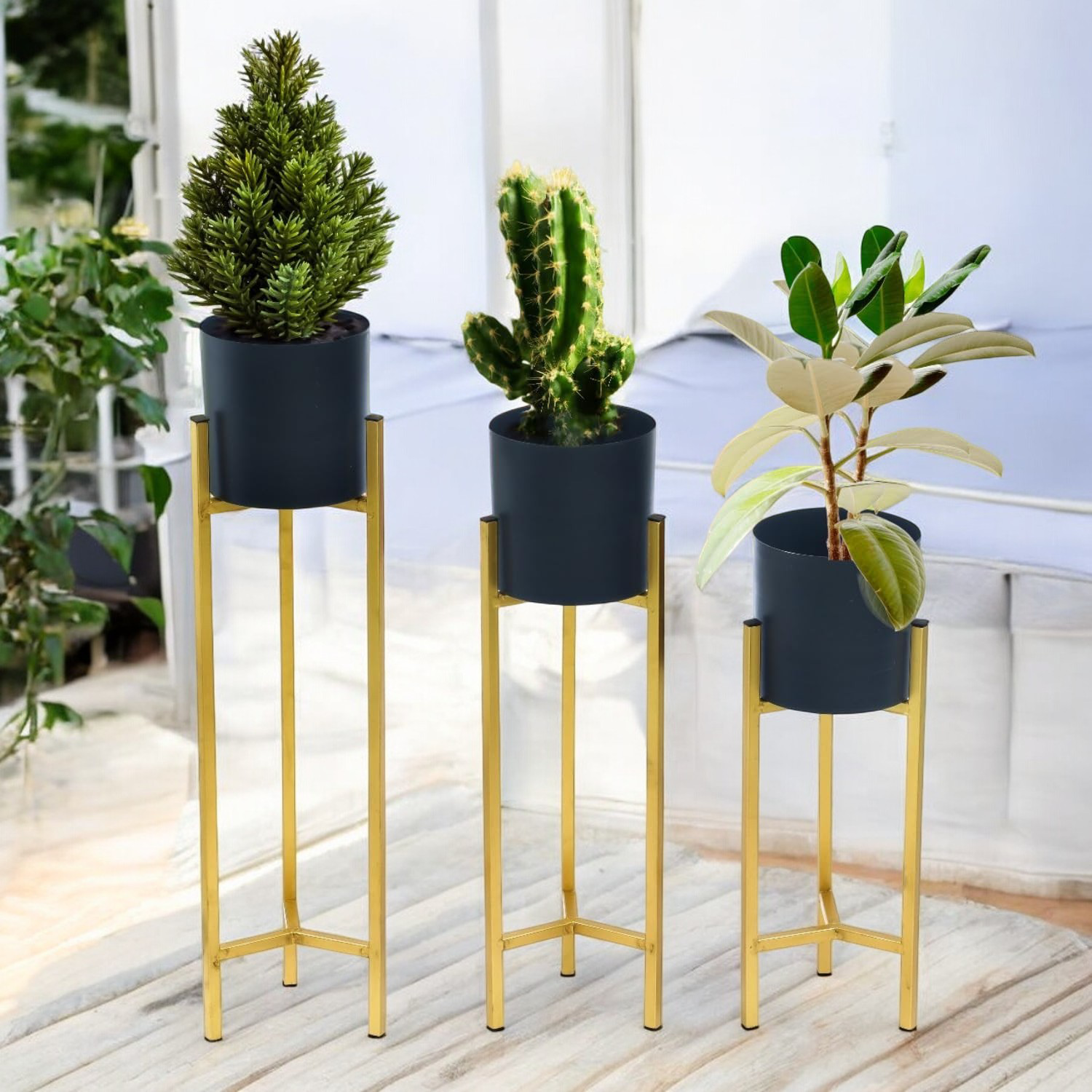 HELIOS Plant Stand for Living Room | Metal Planters for Indoor Living | Planter Pots included (Set of 3 Flower Pots)